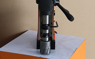 磁力鉆之麻花鉆和擴(kuò)孔鉆應(yīng)該如何選購，有哪些區(qū)別