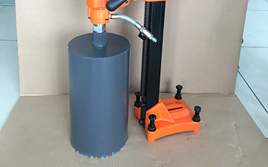 磁力鉆的轉(zhuǎn)速快慢應(yīng)該如何進行調(diào)整？